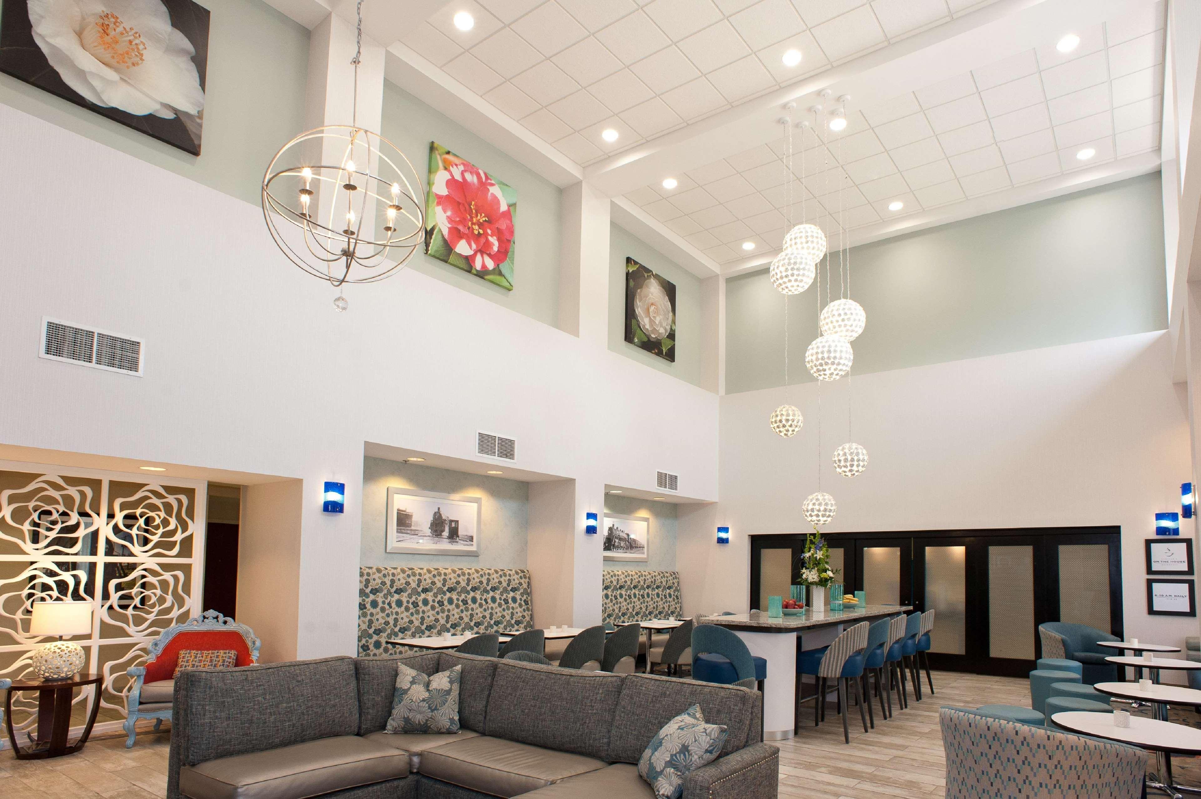 Hampton Inn & Suites Mccomb Exterior foto